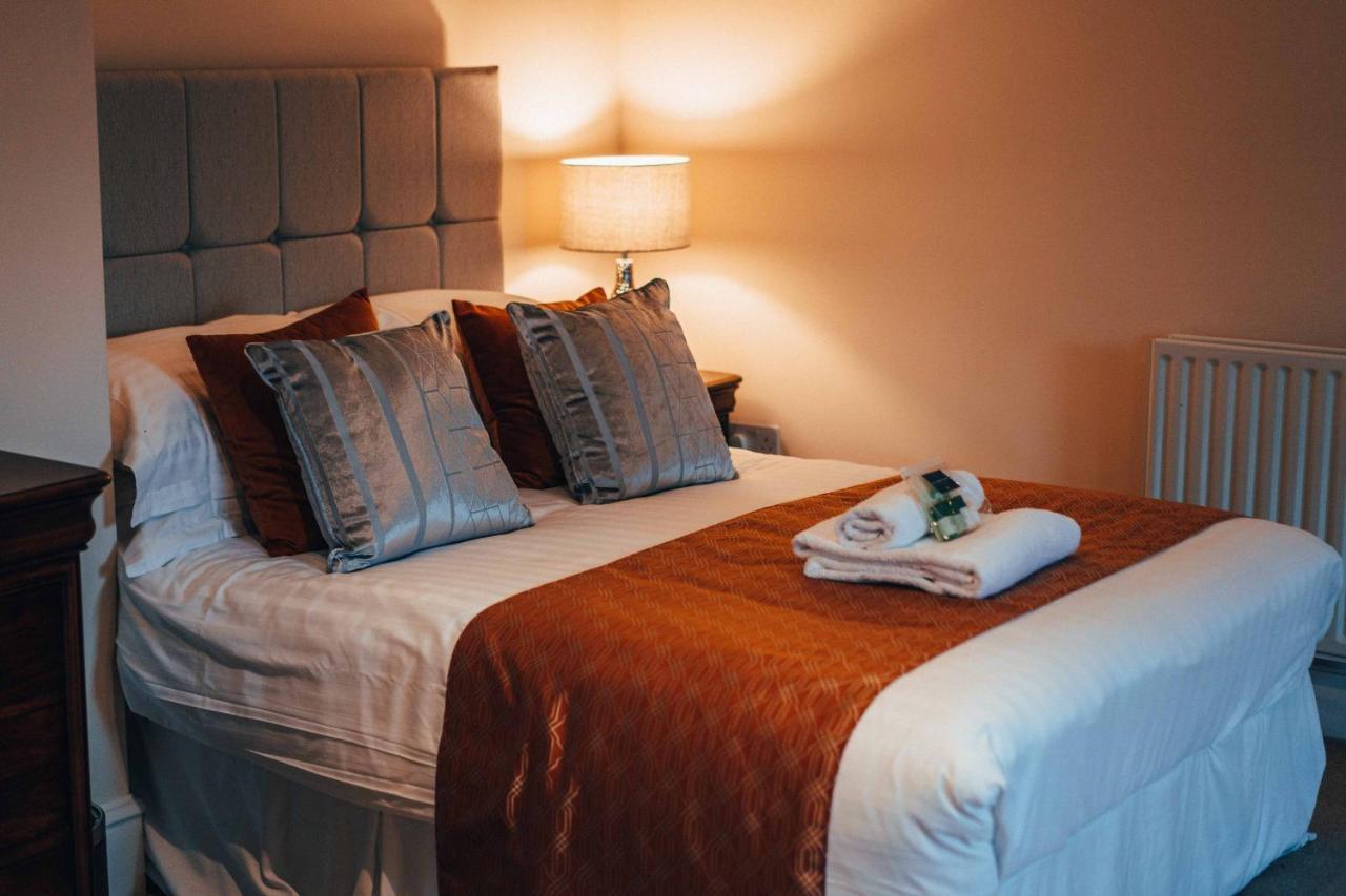 Hotel The Trewythen Llanidloes Esterno foto