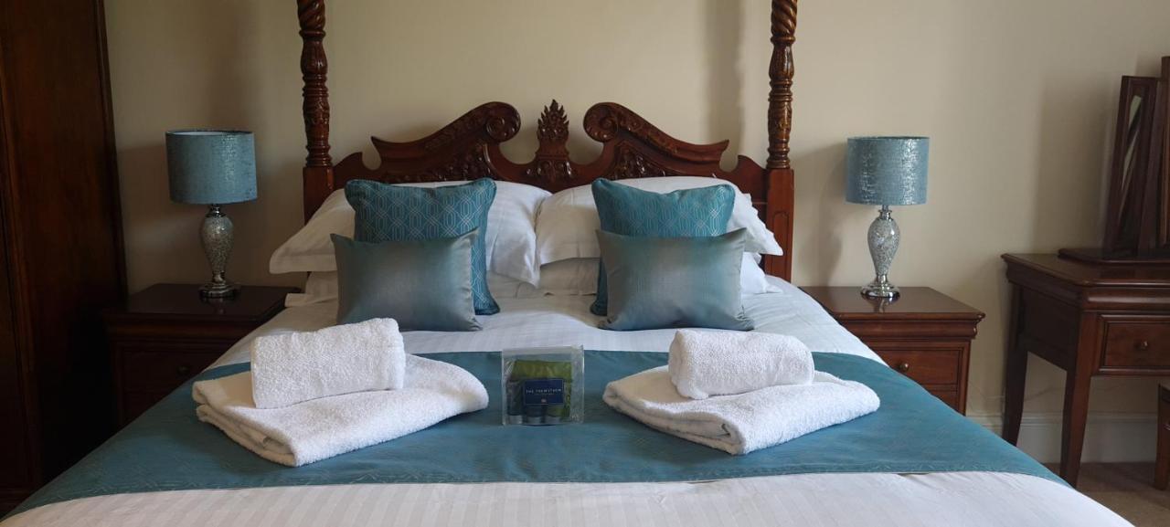 Hotel The Trewythen Llanidloes Esterno foto
