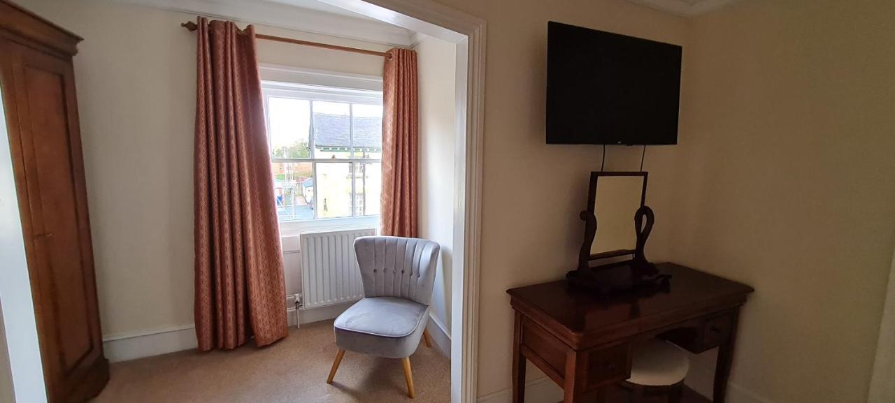 Hotel The Trewythen Llanidloes Esterno foto