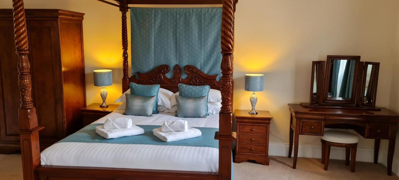 Hotel The Trewythen Llanidloes Esterno foto