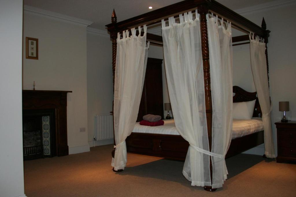 Hotel The Trewythen Llanidloes Esterno foto